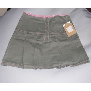 K C PARKER SKIRT FOR SUMMER